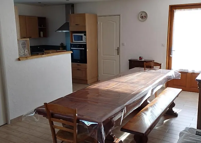 En Perigord Proche De Lascaux Feriehus *